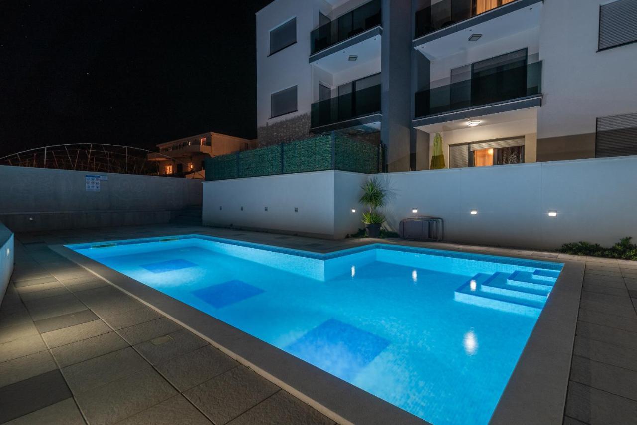 Apartman Lorena トロギール エクステリア 写真