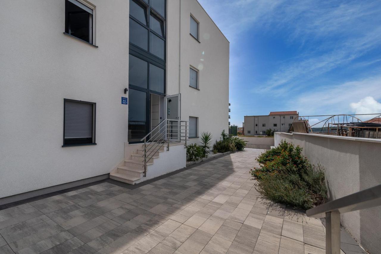 Apartman Lorena トロギール エクステリア 写真